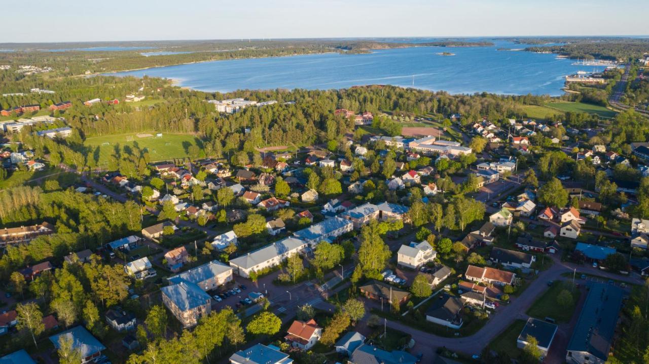 Strandnaes Hotell Мариехамн Екстериор снимка